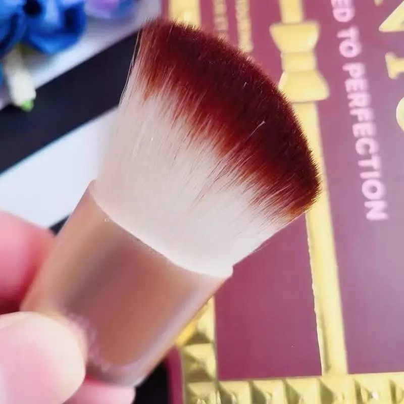 ชุดอุปกรณ์แต่งหน้า แป้งแต่งหน้ - Beauty Makeup News บทวิจารณ์และราคา