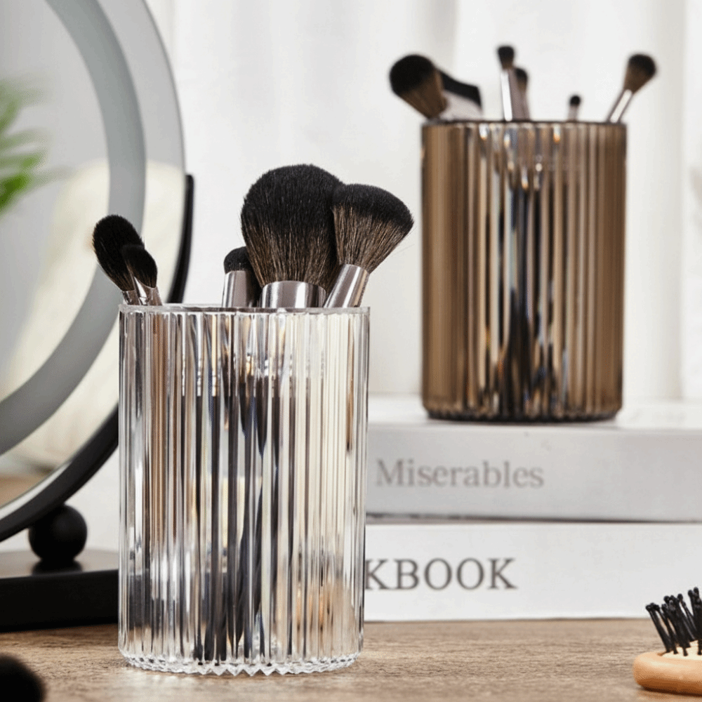 แก้วใส่เครื่องสำอางลายทางสไตล์ - Beauty Makeup News บทวิจารณ์และราคา