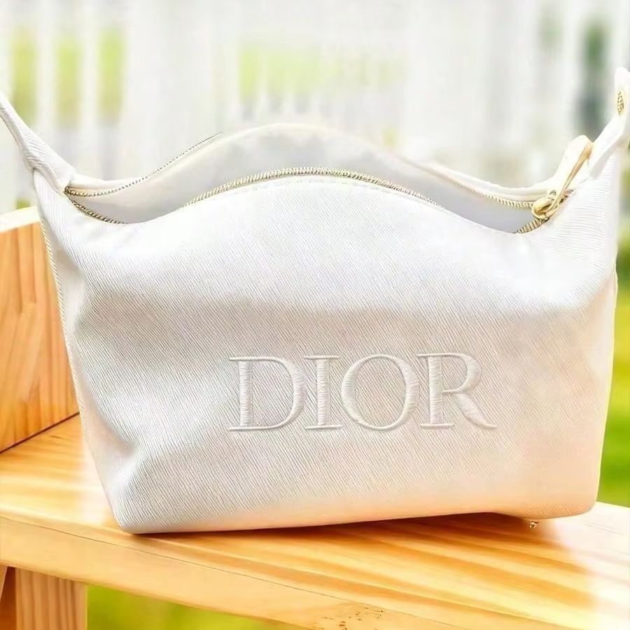 กระเป๋าดิออร์ กระเป๋าใส่เครื่อ - Beauty Makeup Dior บทวิจารณ์และราคา