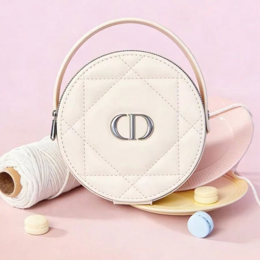 กระเป๋าคริสเตียน ดิออร์ ดิออร์ - Beauty Makeup Dior บทวิจารณ์และราคา