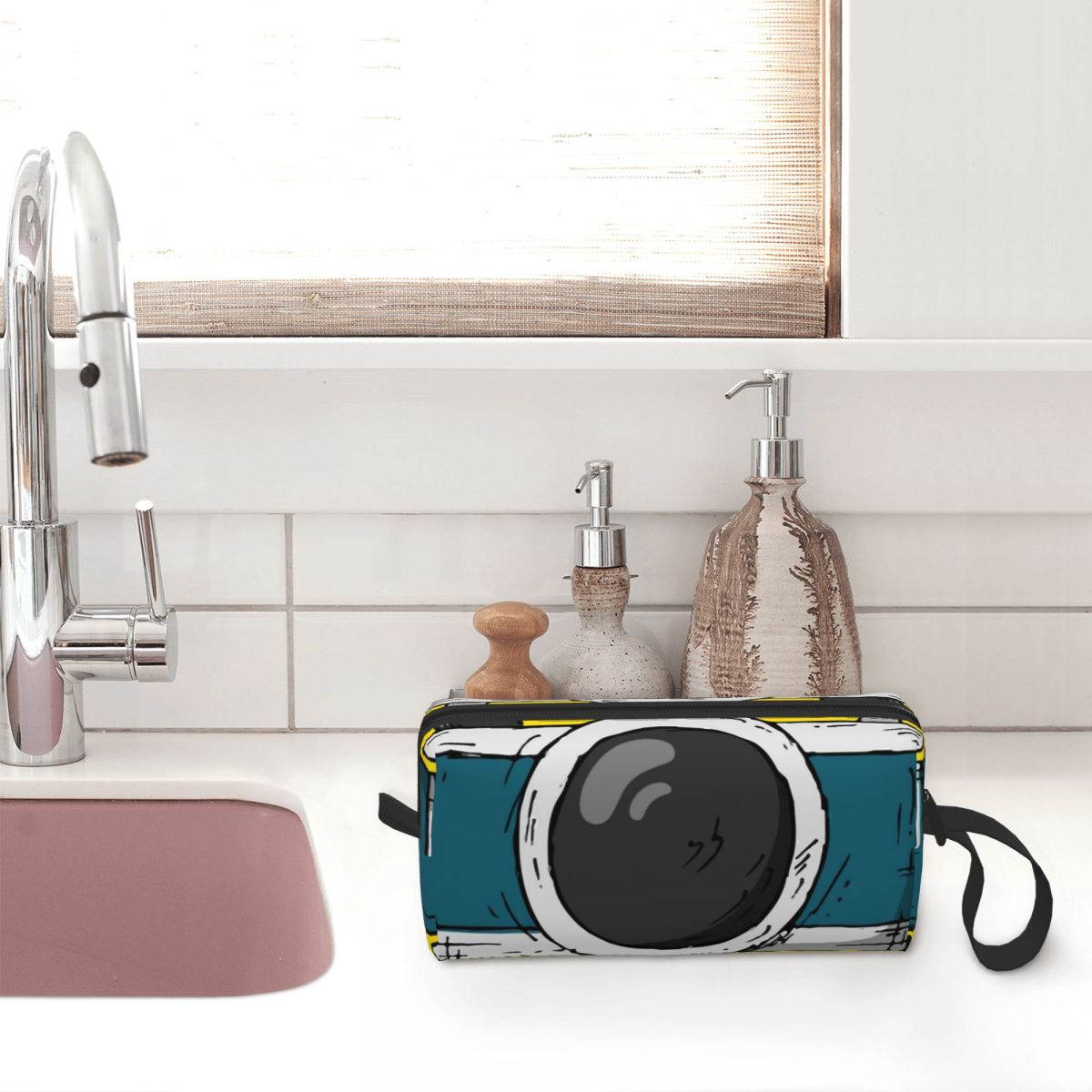 กระเป๋าใส่เครื่องสำอางสีฟ้าเขี - Beauty Makeup Camera บทวิจารณ์และราคา